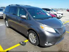5TDYZ3DC2HS778209 2017 TOYOTA SIENNA