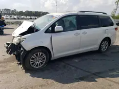 5TDYZ3DC2HS790411 2017 TOYOTA SIENNA