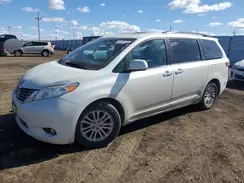 5TDYZ3DC2HS825075 2017 TOYOTA SIENNA