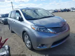 5TDYZ3DC2HS829143 2017 TOYOTA SIENNA