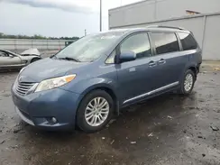 5TDYZ3DC2HS859940 2017 TOYOTA SIENNA