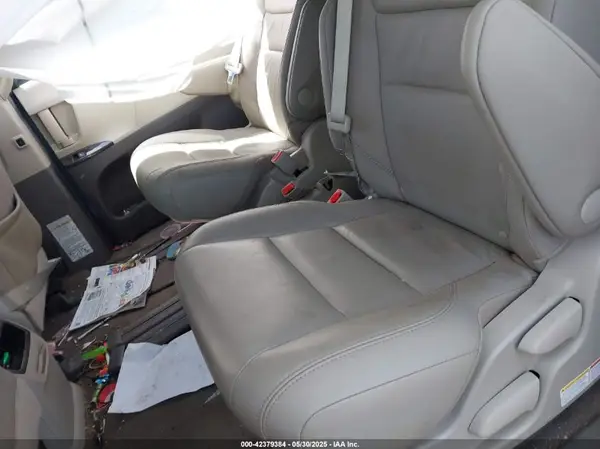 5TDYZ3DC2HS864152 2017 TOYOTA SIENNA - Image 8