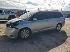 5TDYZ3DC2HS886152 2017 TOYOTA SIENNA