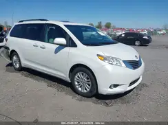 5TDYZ3DC2HS894588 2017 TOYOTA SIENNA