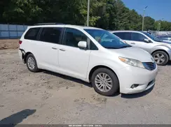 5TDYZ3DC2HS900129 2017 TOYOTA SIENNA