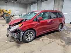 5TDYZ3DC2JS910083 2018 TOYOTA SIENNA