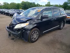 5TDYZ3DC2JS923402 2018 TOYOTA SIENNA