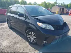 5TDYZ3DC2JS926543 2018 TOYOTA SIENNA