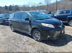 5TDYZ3DC2JS933086 2018 TOYOTA SIENNA