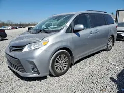 5TDYZ3DC2JS933525 2018 TOYOTA SIENNA