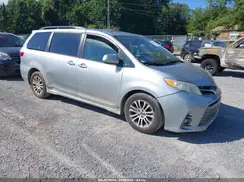 5TDYZ3DC2KS013556 2019 TOYOTA SIENNA