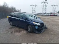 5TDYZ3DC2KS020717 2019 TOYOTA SIENNA