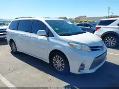 5TDYZ3DC2KS968597 2019 TOYOTA SIENNA