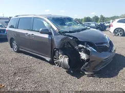 5TDYZ3DC2KS974285 2019 TOYOTA SIENNA