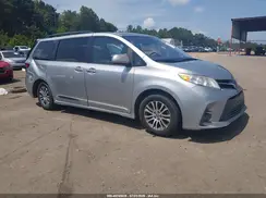 5TDYZ3DC2KS979907 2019 TOYOTA SIENNA