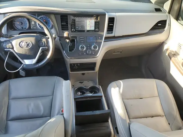 5TDYZ3DC2KS980913 2019 TOYOTA SIENNA - Image 8