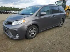 5TDYZ3DC2KS989109 2019 TOYOTA SIENNA