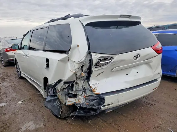 5TDYZ3DC2LS033291 2020 TOYOTA SIENNA - Image 2