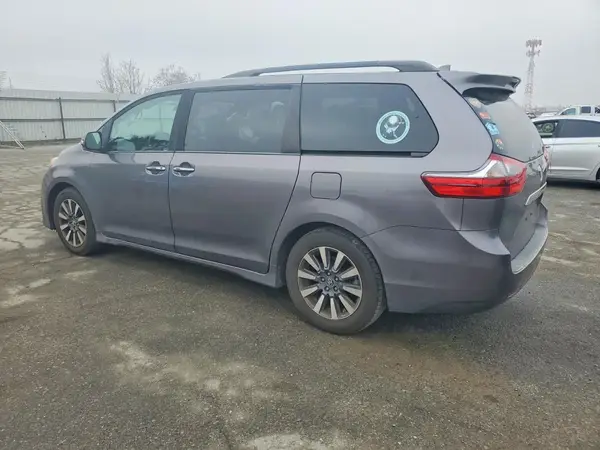 5TDYZ3DC2LS040919 2020 TOYOTA SIENNA - Image 2