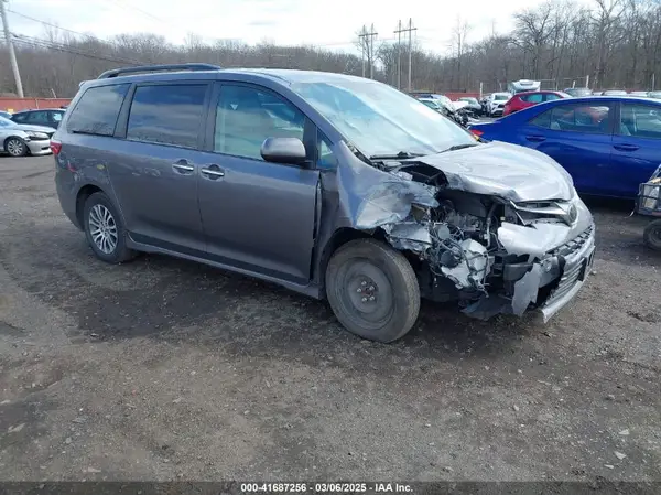 5TDYZ3DC2LS048521 2020 TOYOTA SIENNA - Image 1
