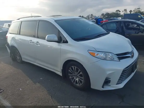 5TDYZ3DC2LS050950 2020 TOYOTA SIENNA - Image 1