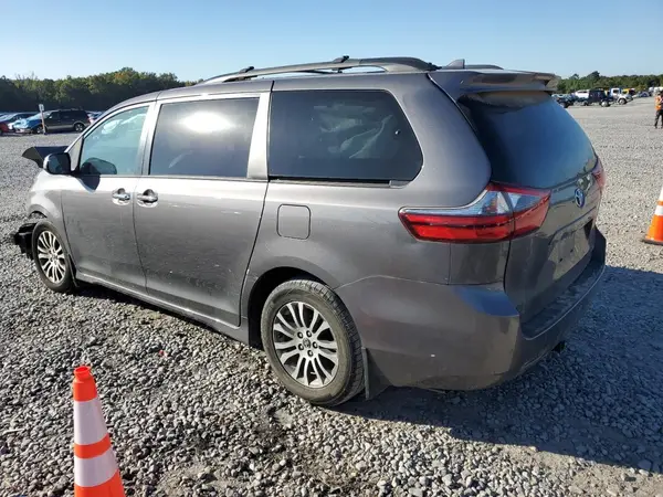5TDYZ3DC2LS053573 2020 TOYOTA SIENNA - Image 2