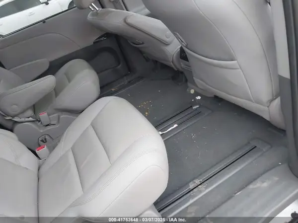 5TDYZ3DC2LS055002 2020 TOYOTA SIENNA - Image 8