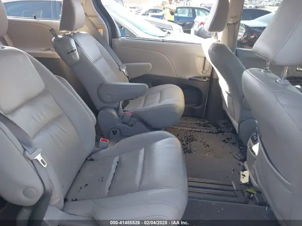 5TDYZ3DC2LS083415 2020 TOYOTA SIENNA - Image 8