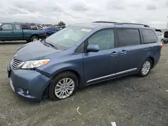 5TDYZ3DC3HS781989 2017 TOYOTA SIENNA