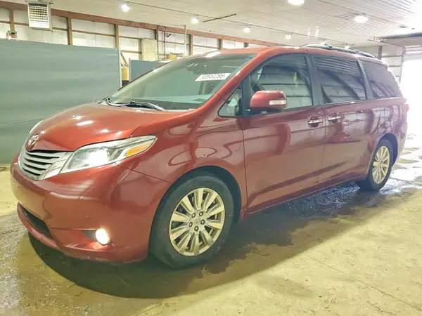 5TDYZ3DC3HS790207 2017 TOYOTA SIENNA - Image 1