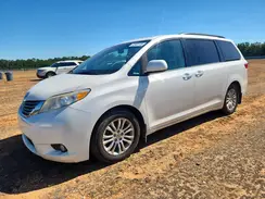 5TDYZ3DC3HS799828 2017 TOYOTA SIENNA
