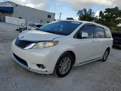 5TDYZ3DC3HS801416 2017 TOYOTA SIENNA