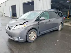 5TDYZ3DC3HS812741 2017 TOYOTA SIENNA