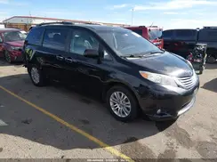 5TDYZ3DC3HS821827 2017 TOYOTA SIENNA