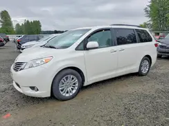 5TDYZ3DC3HS833959 2017 TOYOTA SIENNA
