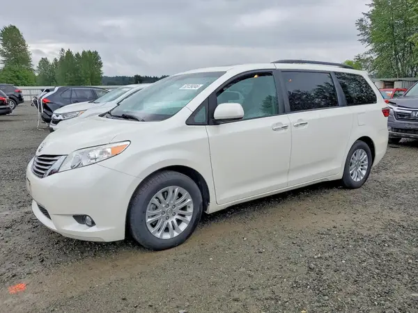 5TDYZ3DC3HS833959 2017 TOYOTA SIENNA - Image 1