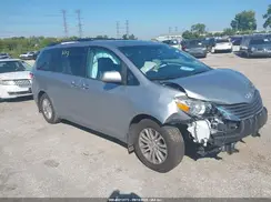 5TDYZ3DC3HS876505 2017 TOYOTA SIENNA