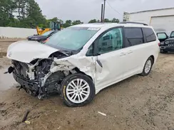 5TDYZ3DC3HS885284 2017 TOYOTA SIENNA