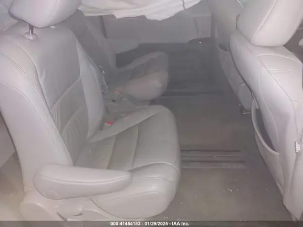 5TDYZ3DC3HS885429 2017 TOYOTA SIENNA - Image 8