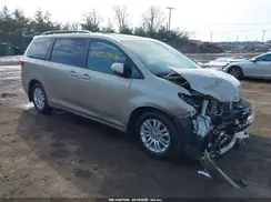 5TDYZ3DC3HS889836 2017 TOYOTA SIENNA