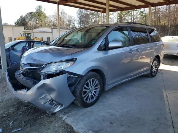 5TDYZ3DC3JS912845 2018 TOYOTA SIENNA - Image 1
