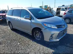 5TDYZ3DC3JS919410 2018 TOYOTA SIENNA