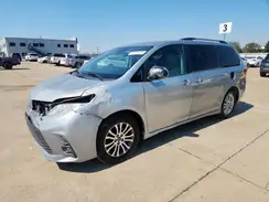 5TDYZ3DC3JS920329 2018 TOYOTA SIENNA