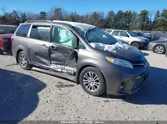 5TDYZ3DC3JS930603 2018 TOYOTA SIENNA