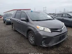 5TDYZ3DC3JS953735 2018 TOYOTA SIENNA