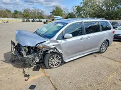 5TDYZ3DC3JS961768 2018 TOYOTA SIENNA