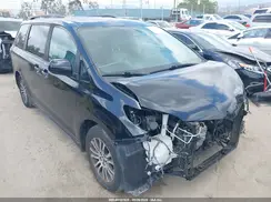 5TDYZ3DC3JS963388 2018 TOYOTA SIENNA