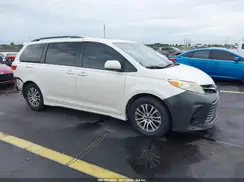 5TDYZ3DC3JS965061 2018 TOYOTA SIENNA