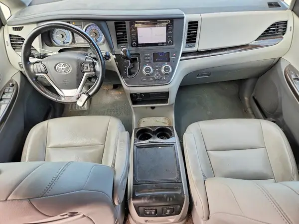 5TDYZ3DC3KS002064 2019 TOYOTA SIENNA - Image 8