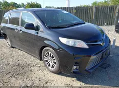 5TDYZ3DC3KS019642 2019 TOYOTA SIENNA